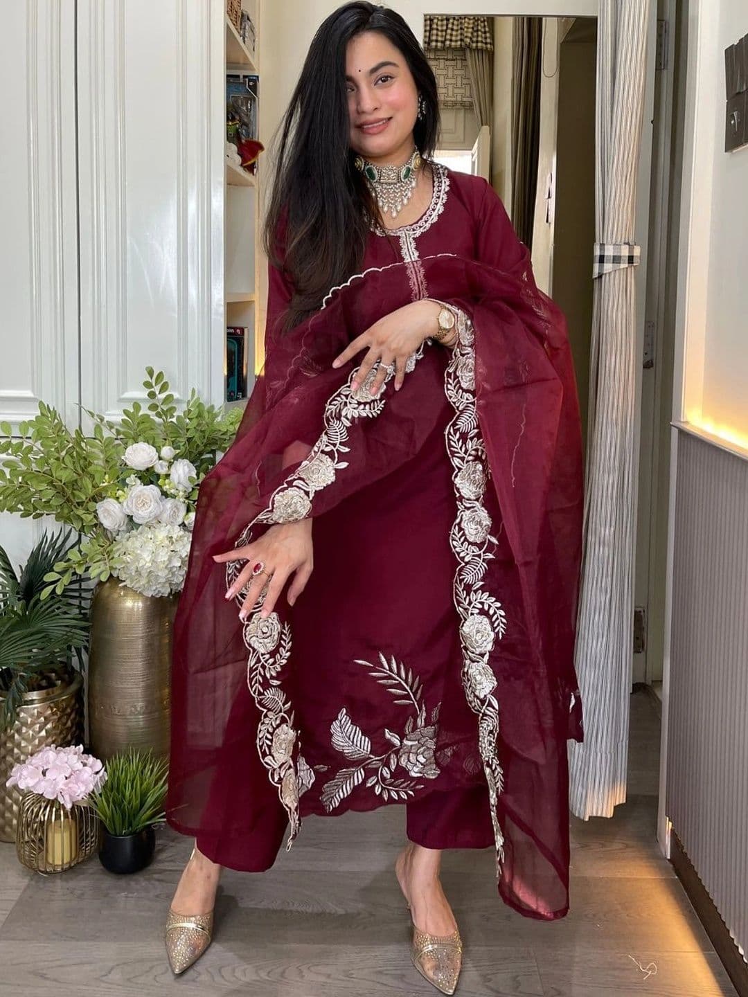 Sangria Women Floral Embroidered Regular Thread Work Chanderi Silk Kurta with Trousers & With Dupatta - view 1