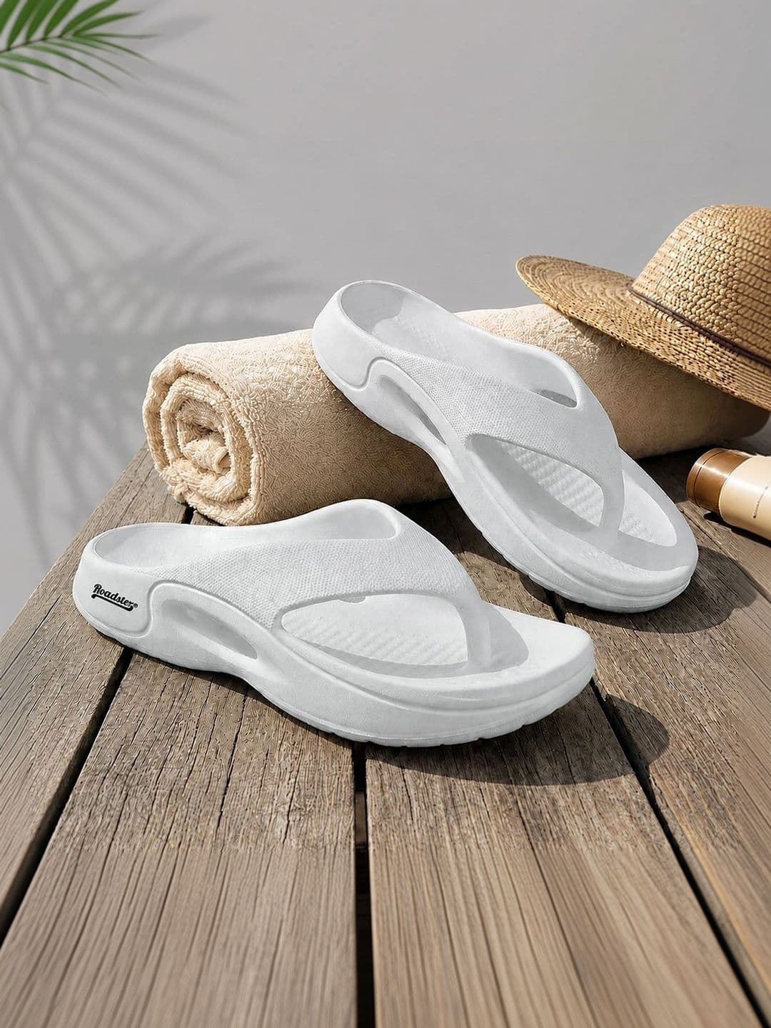 Roadster Men Thong Flip-Flops - view 1