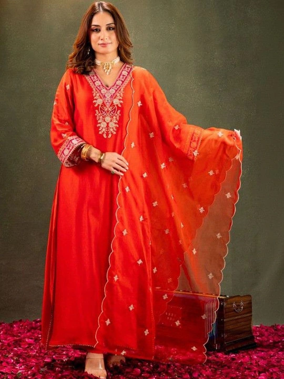 all about you Women Ethnic Motifs Embroidered Regular Thread Work Kurta with Palazzos & With Dupatta - view 1