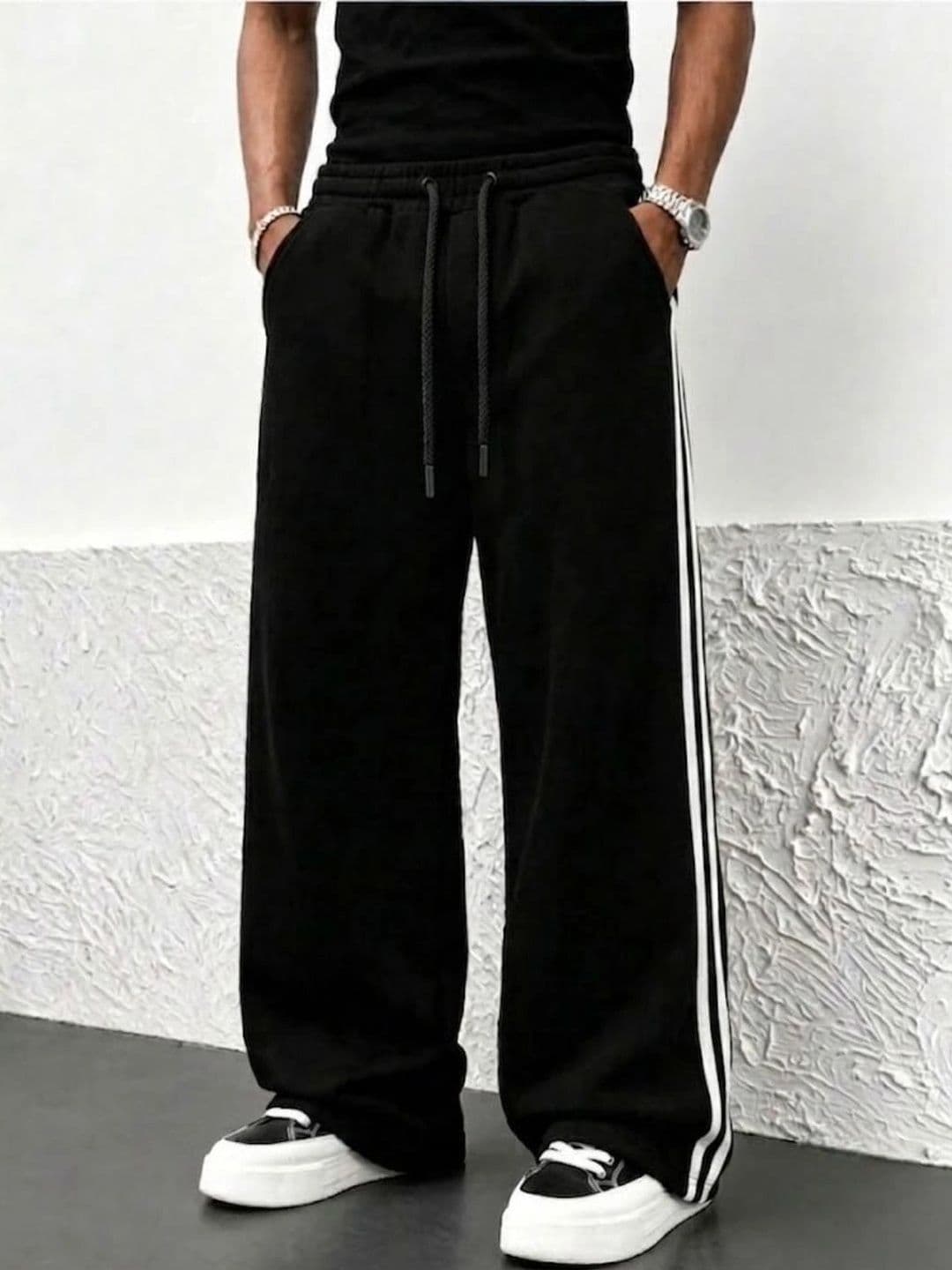 dockstreet Men Relaxed Fit Training Joggers - view 1