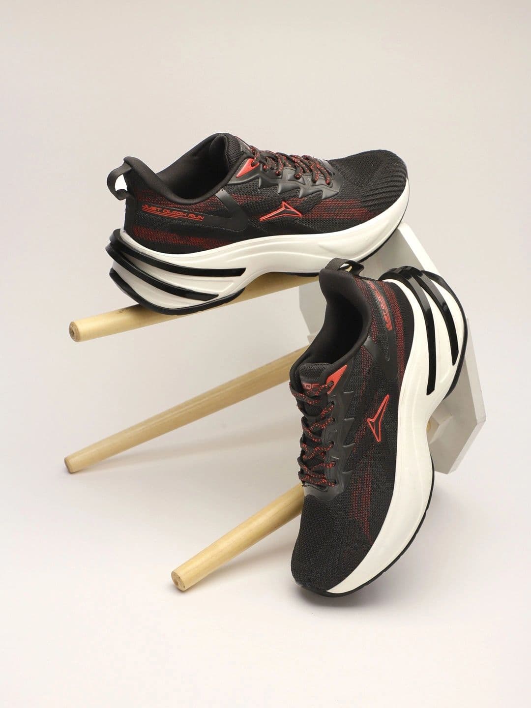 JQR Men Mesh Running Shoes - view 1
