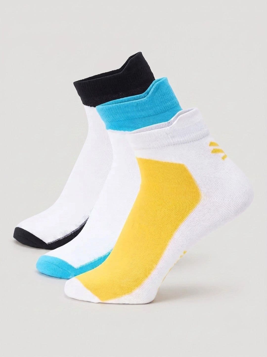 WROGN Men Pack of 3 Cotton Blend Colourblocked Ankle Length Socks - view 1