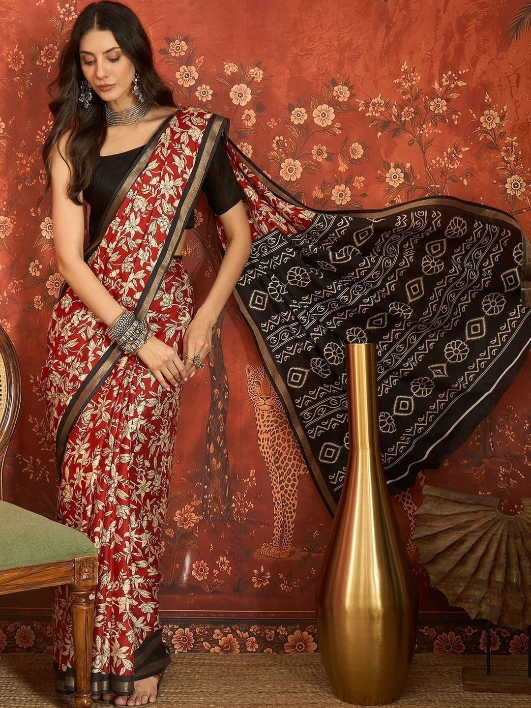 Sangria Floral Zari Silk Cotton Saree - view 1