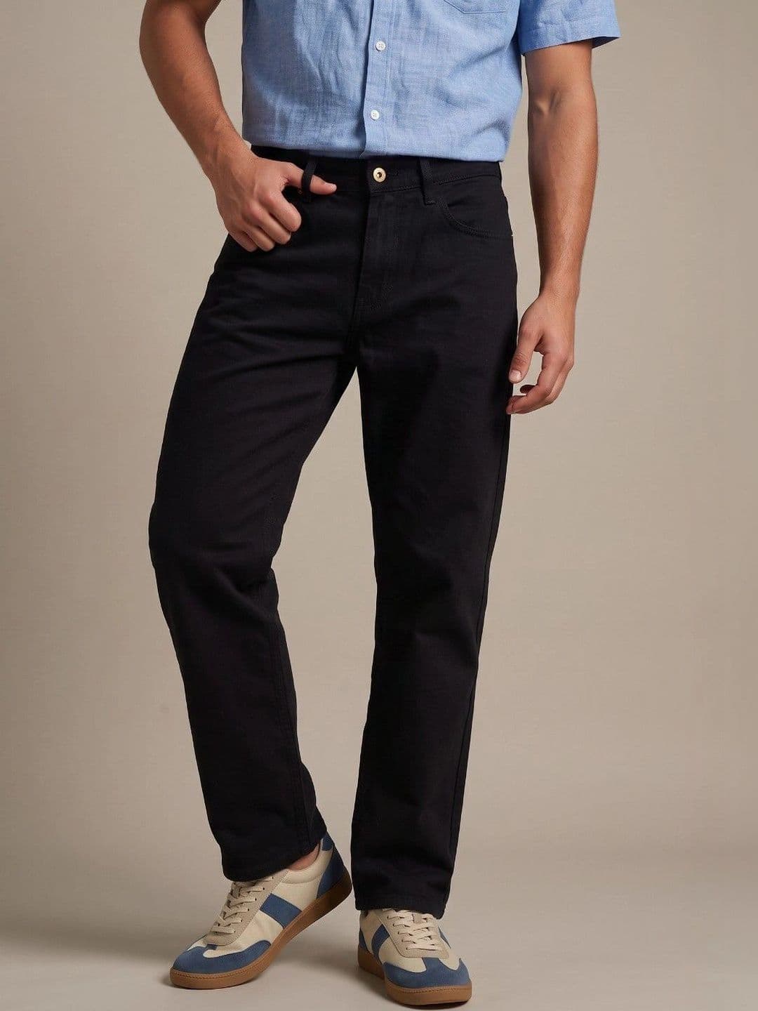 The Roadster Lifestyle Co. Men Straight Fit Jeans - view 1