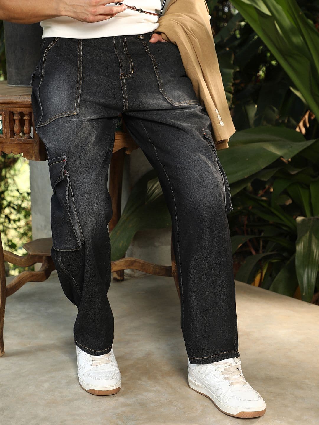 CAHOOT Men Comfort Relaxed Fit Mid-Rise Heavy Fade Cotton Stretchable Jeans - view 1