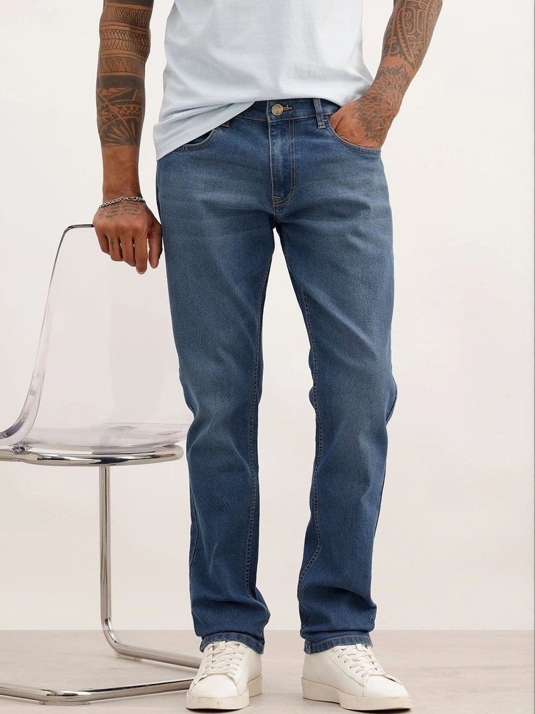 WROGN Men Slim Fit Mid-Rise Light Fade Stretchable Jeans - view 1