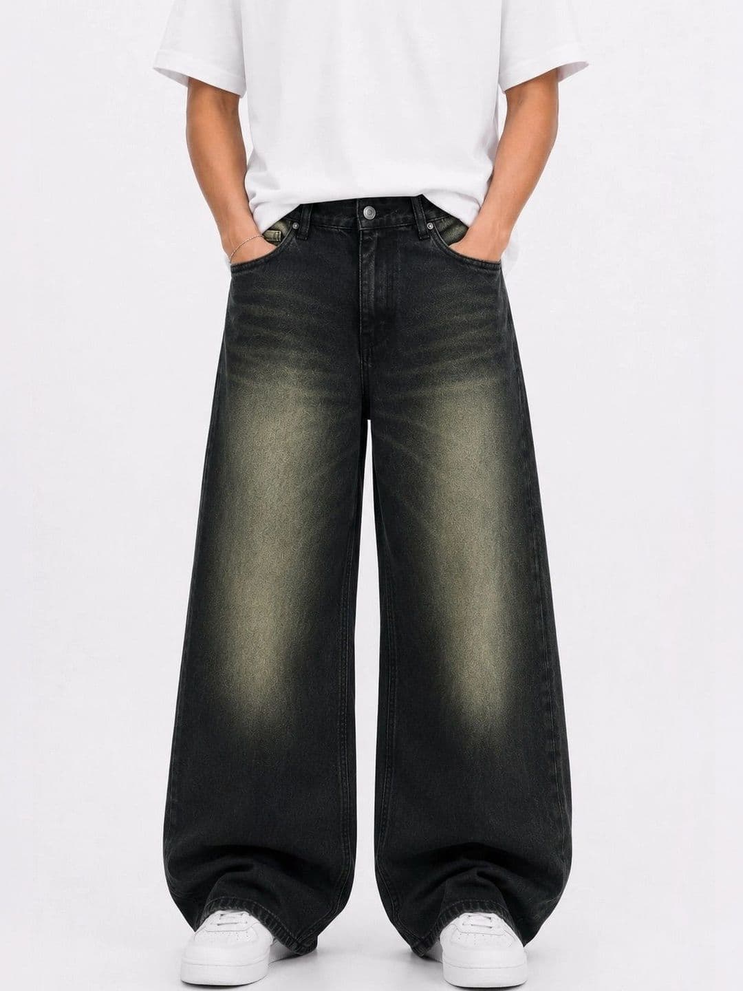 me Queen Men Mid-Rise Light Fade Jeans - view 1