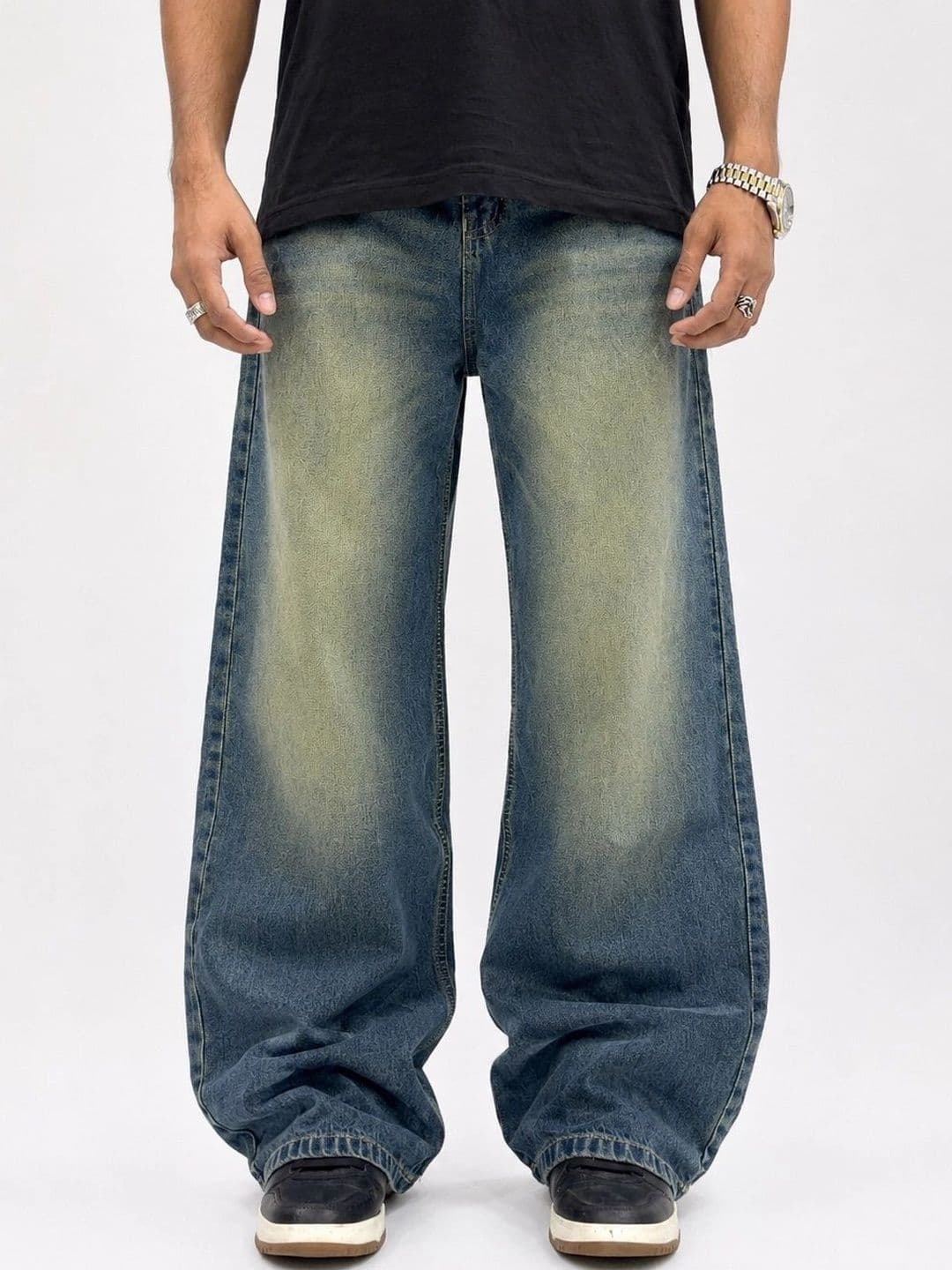 me Queen Men Mid-Rise Low Distress Light Fade Jeans - view 1