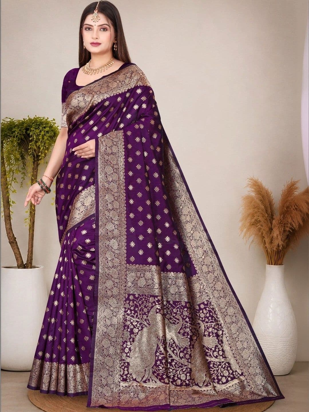 Dreamposhak Woven Design Zari Art Silk Banarasi Saree - view 1
