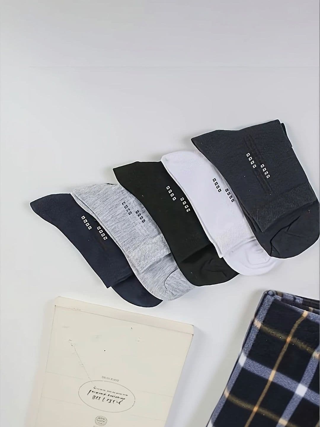 BEAR&BEYOND Men Pack of 5 Cotton Assorted Patterned Above Ankle Socks - view 1