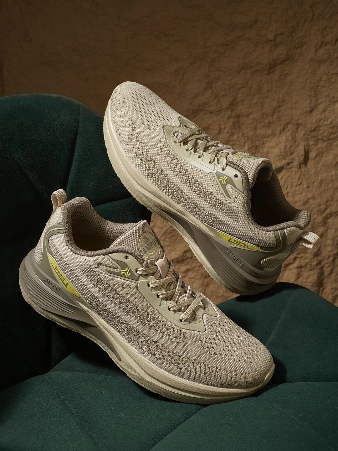 Campus Men Running Shoes - view 1