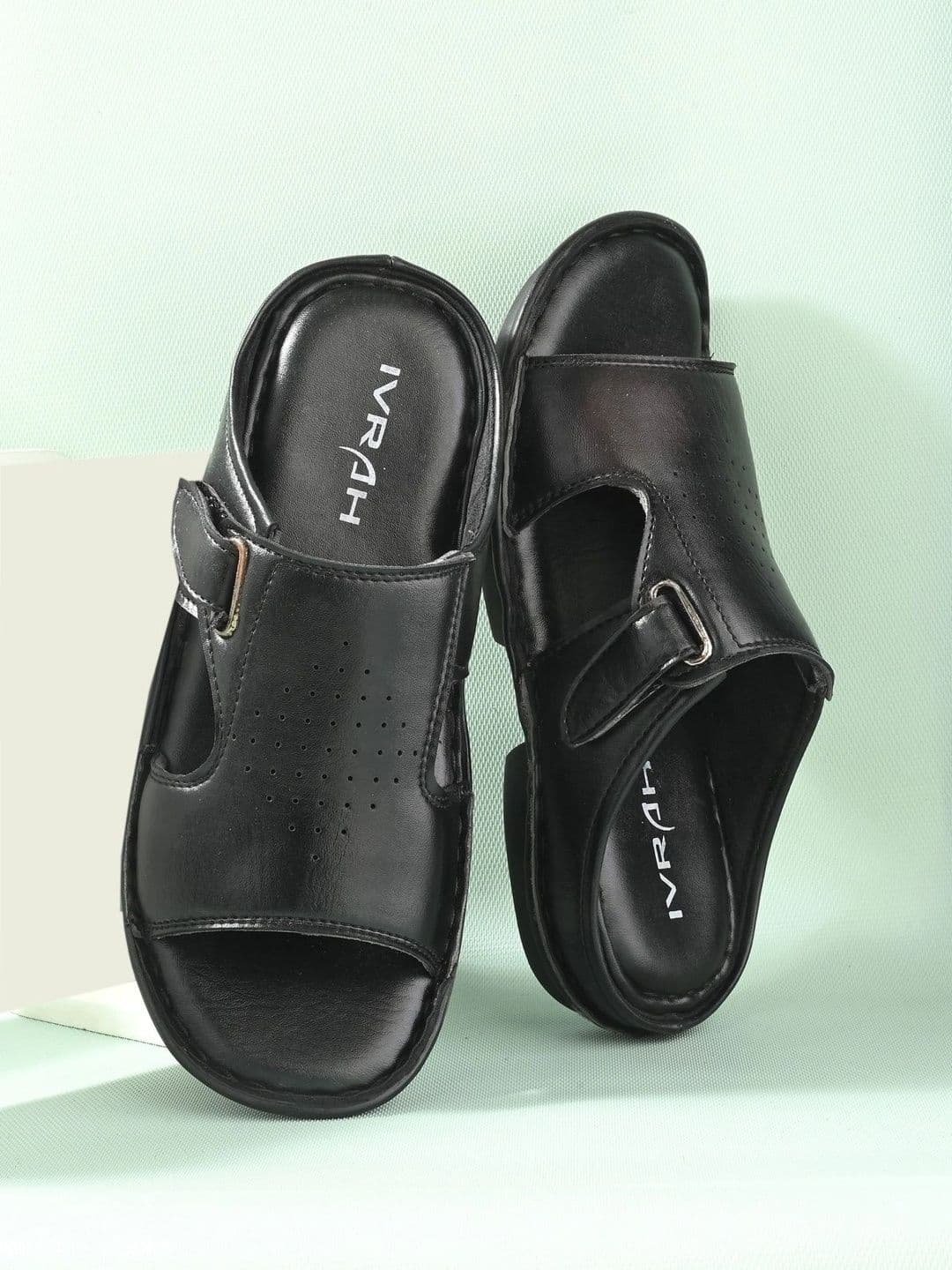 IVRAH Men Textured Comfort Sandals - view 1