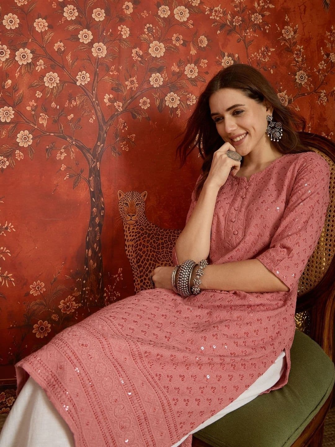 Sangria Women Embellished Sequinned Kurta - view 1