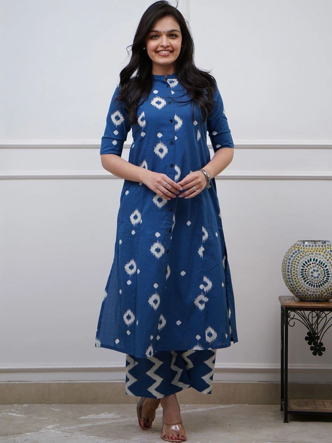 Moda Rapido Geometric Printed Mandarin Collar Regular Kurta With Palazzo - view 1