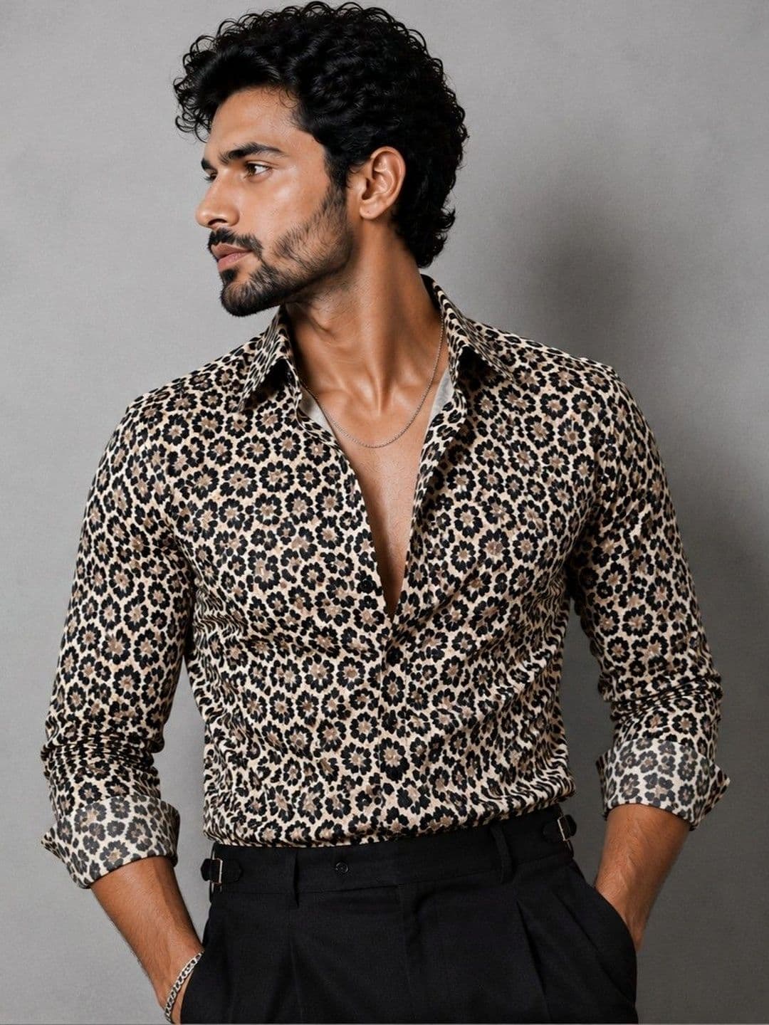 Foomer Men Standard Animal Printed Cotton Spread Collar Casual Shirt - view 1