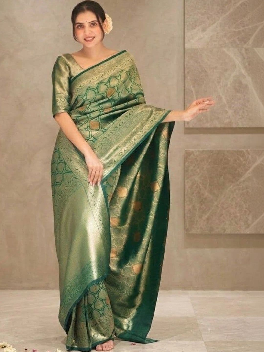 YASHASVI FASHION Woven Design Zari Pure Silk Banarasi Saree - view 1