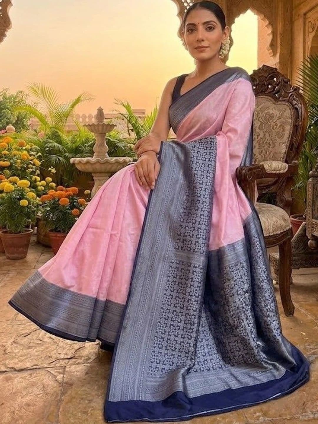 Aaishvyapparels Woven Design Zari Pure Silk Banarasi Saree - view 1
