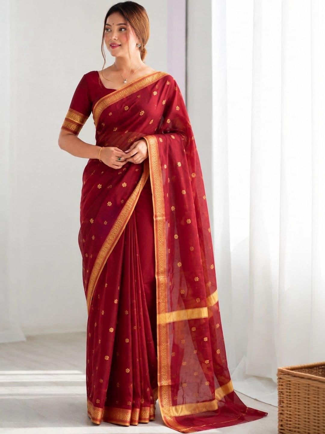 Fabbarries Floral Zari Linen Blend Chanderi Saree - view 1