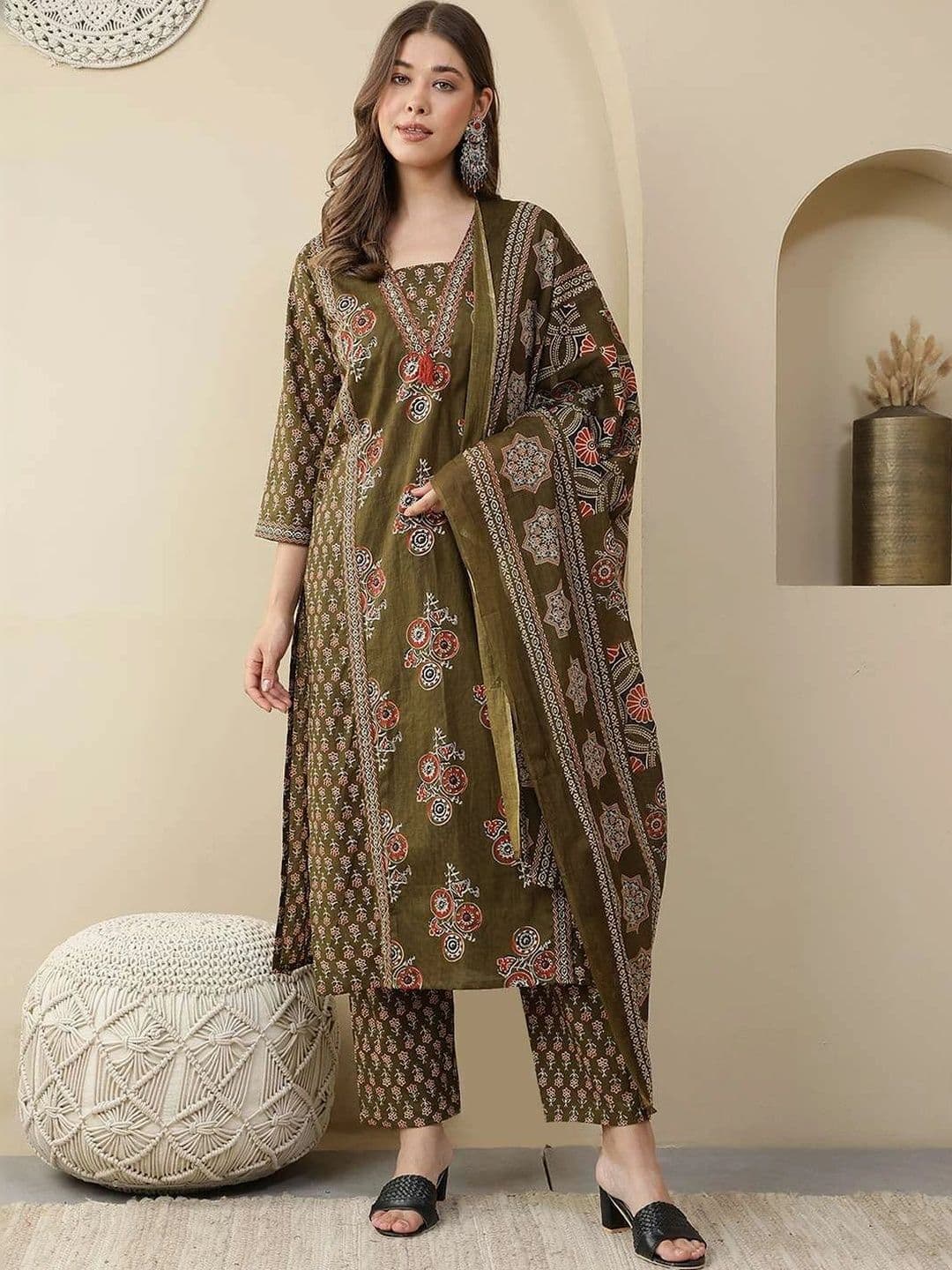FebQ Women Ethnic Motifs Printed Regular Pure Cotton Kurta with Trousers & With Dupatta - view 1