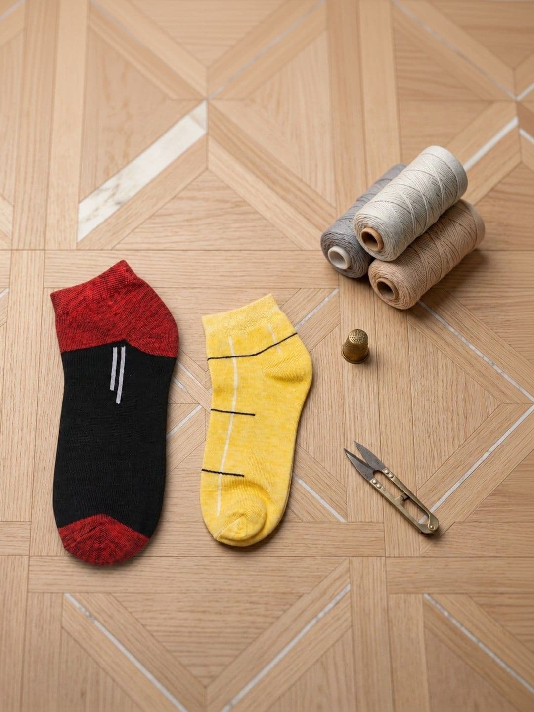 SWAZ Men Pack of 2 Cotton Assorted Patterned Above Ankle Socks - view 1