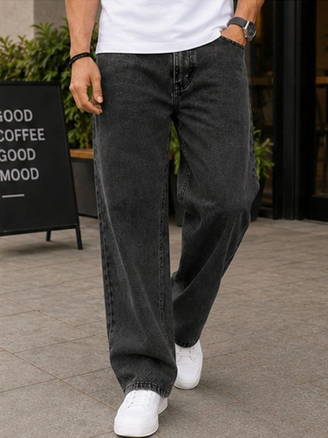 GARTEEN Men Classic Straight Fit Mid-Rise Stretchable Jeans - view 1