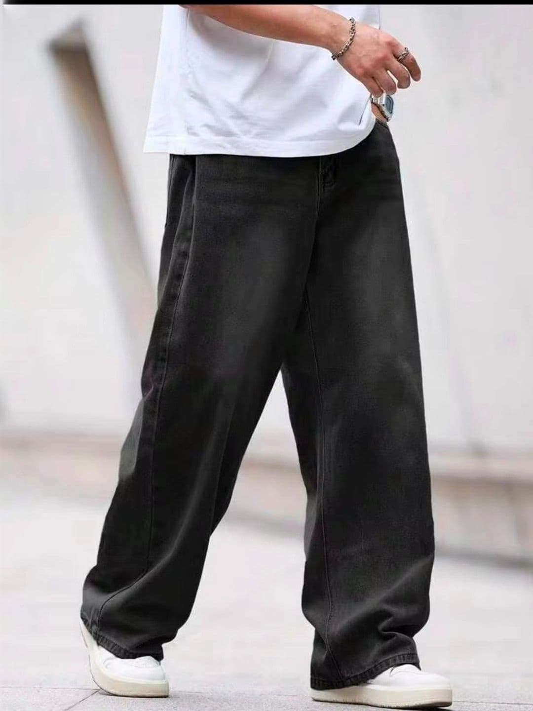 SOULNITY Men Wide Leg High-Rise Jeans - view 1