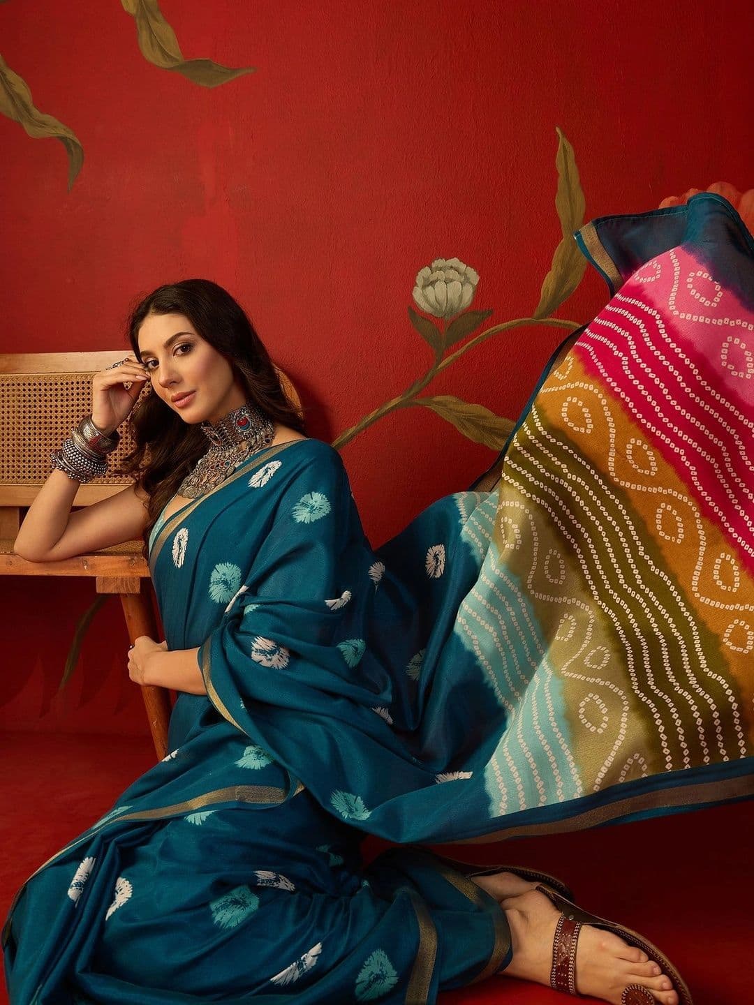 Sangria Bandhani Zari Silk Cotton Designer Bandhani Saree - view 1