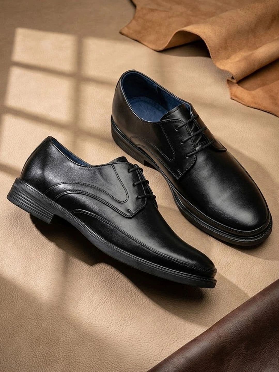 House of Pataudi Men Round Toe Lace-Ups Derbys Formal Shoes - view 1