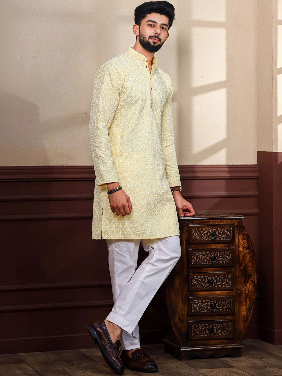 Moda Rapido Men Chikankari Handloom Kurta - view 1