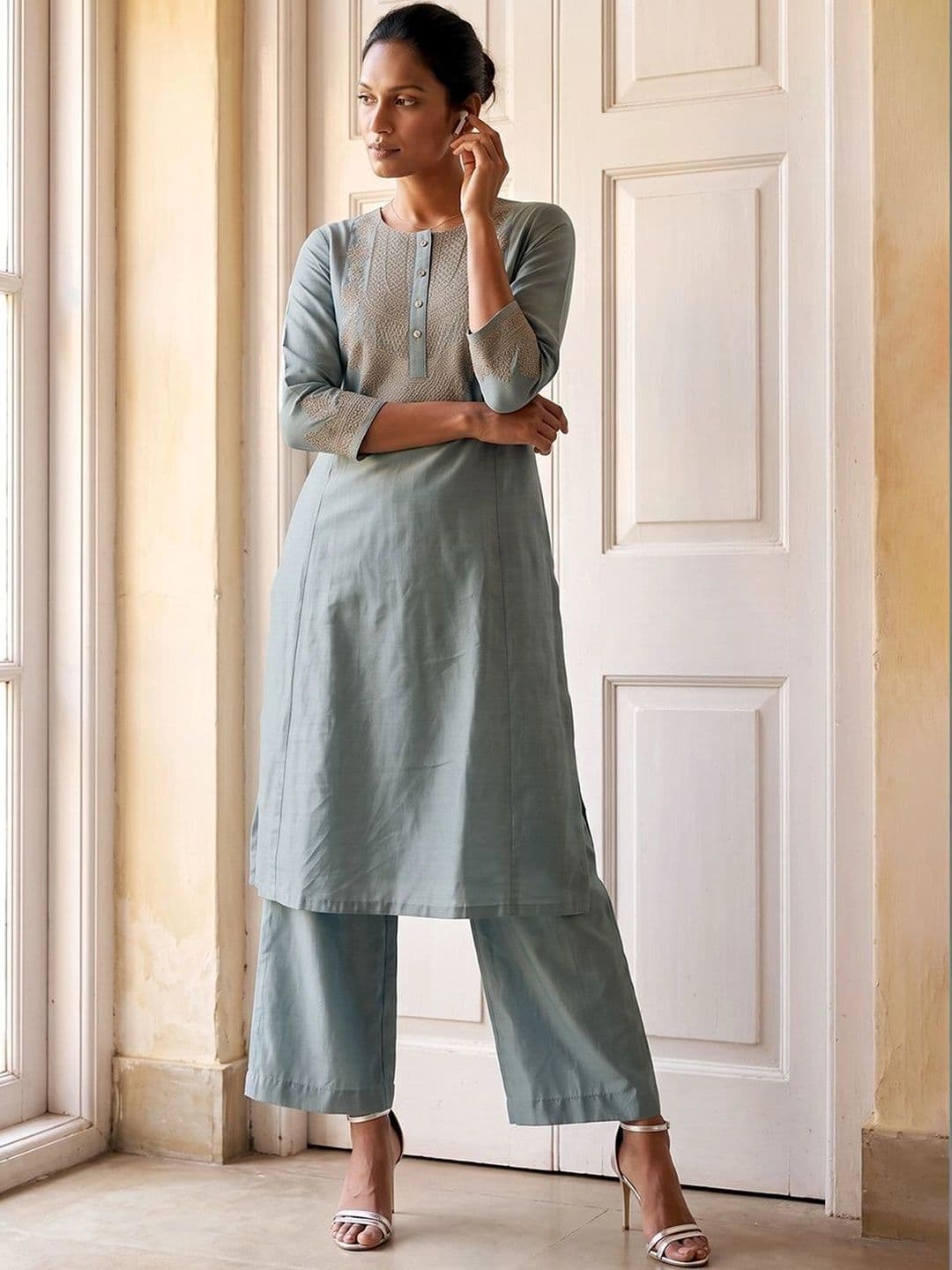 max Women Ethnic Motifs Embroidered Regular Thread Work Kurta with Palazzos - view 1