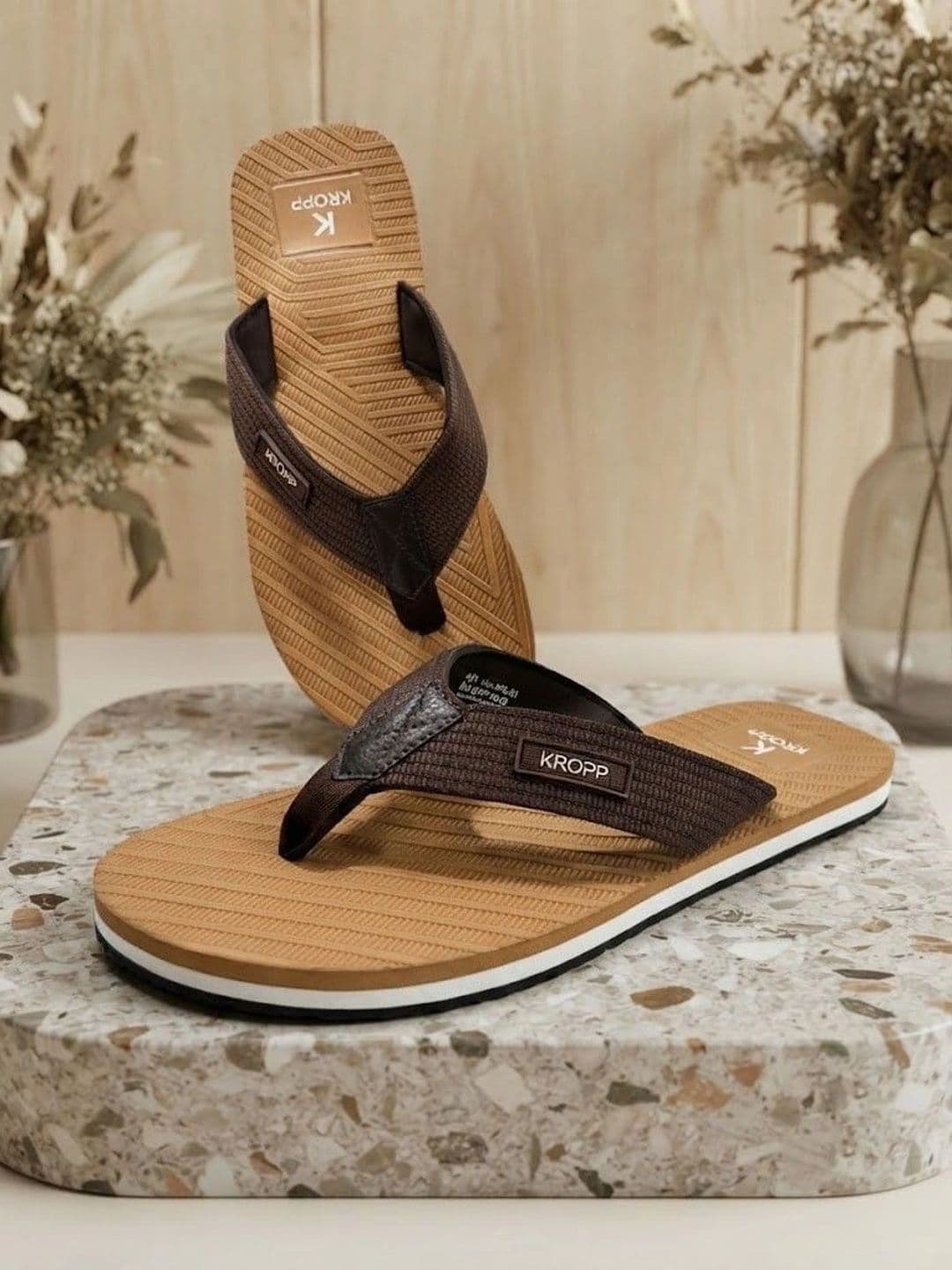 Hsquare Men Rubber Thong Flip-Flops - view 1