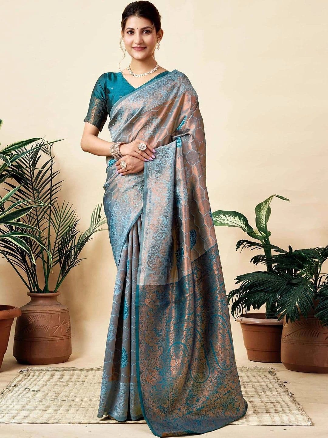 KALINI Woven Design Zari Art Silk Fusion Banarasi Saree - view 1