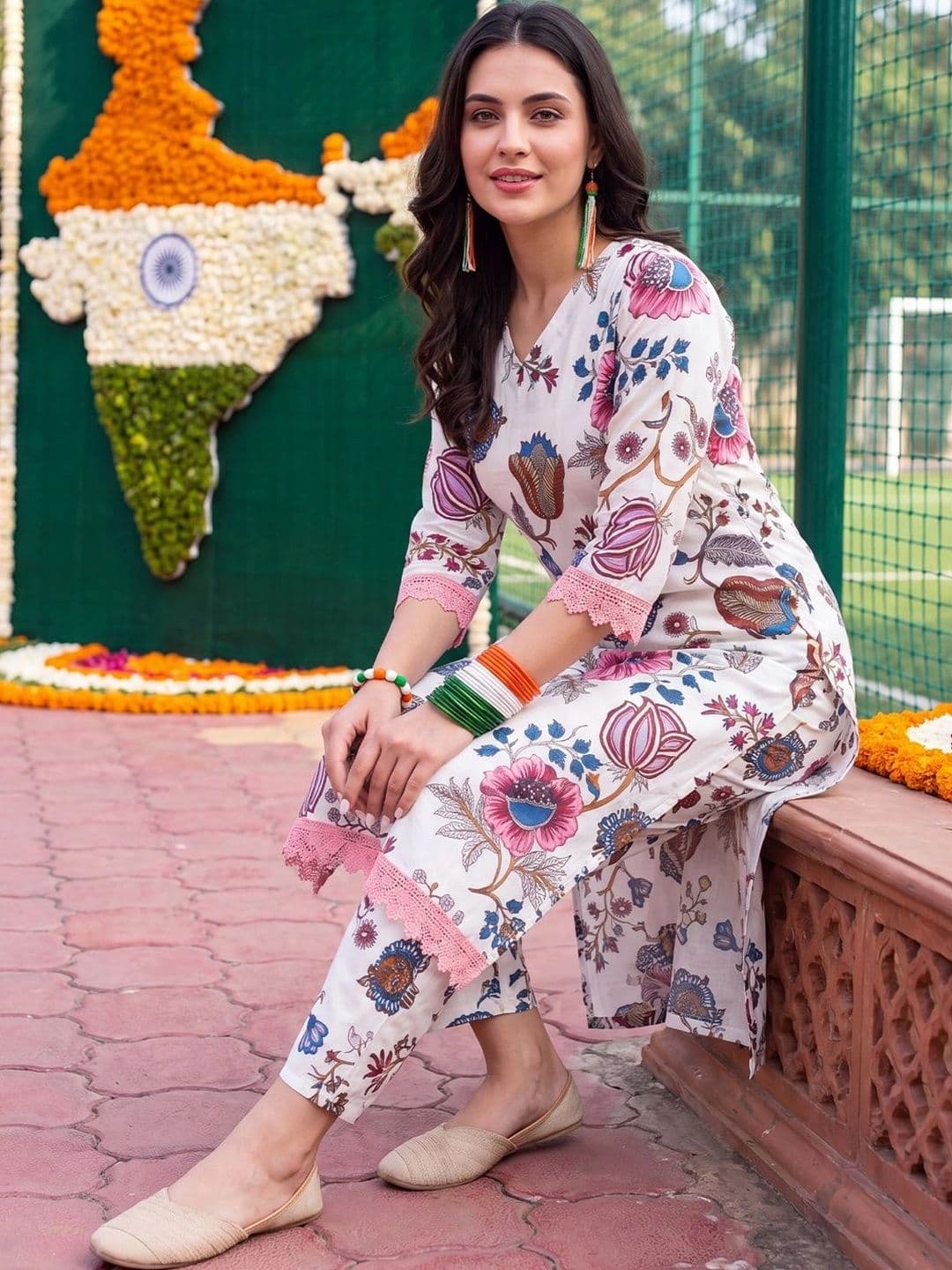 Indo Era Women Floral Printed Regular Pure Cotton Kurta with Trousers - view 1
