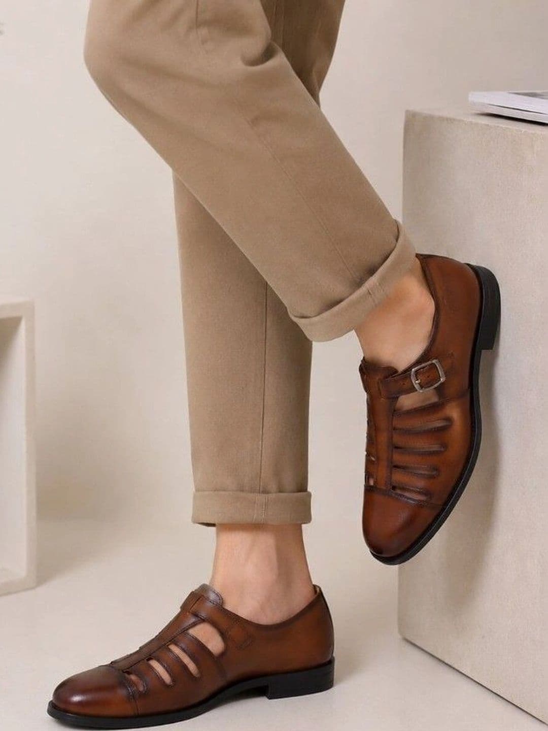 House of Pataudi Men Fisherman Sandals - view 1