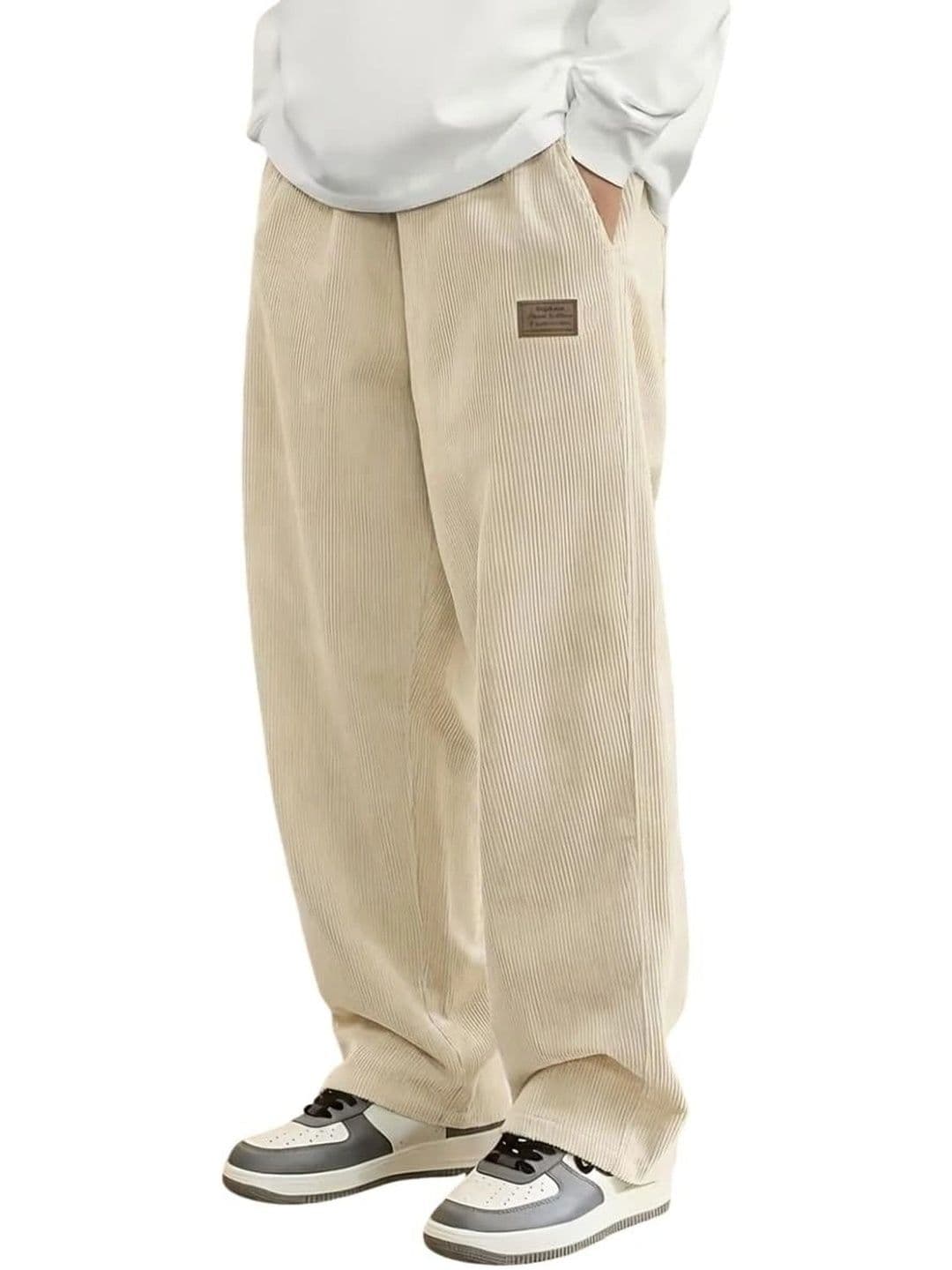 Zombom Men Relaxed Corduroy Trousers - view 1