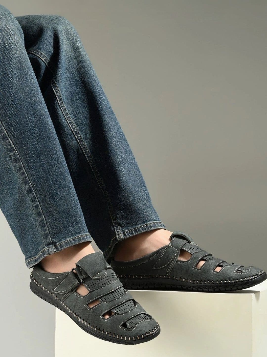 HERE&NOW Men Shoe-Style Sandals - view 1