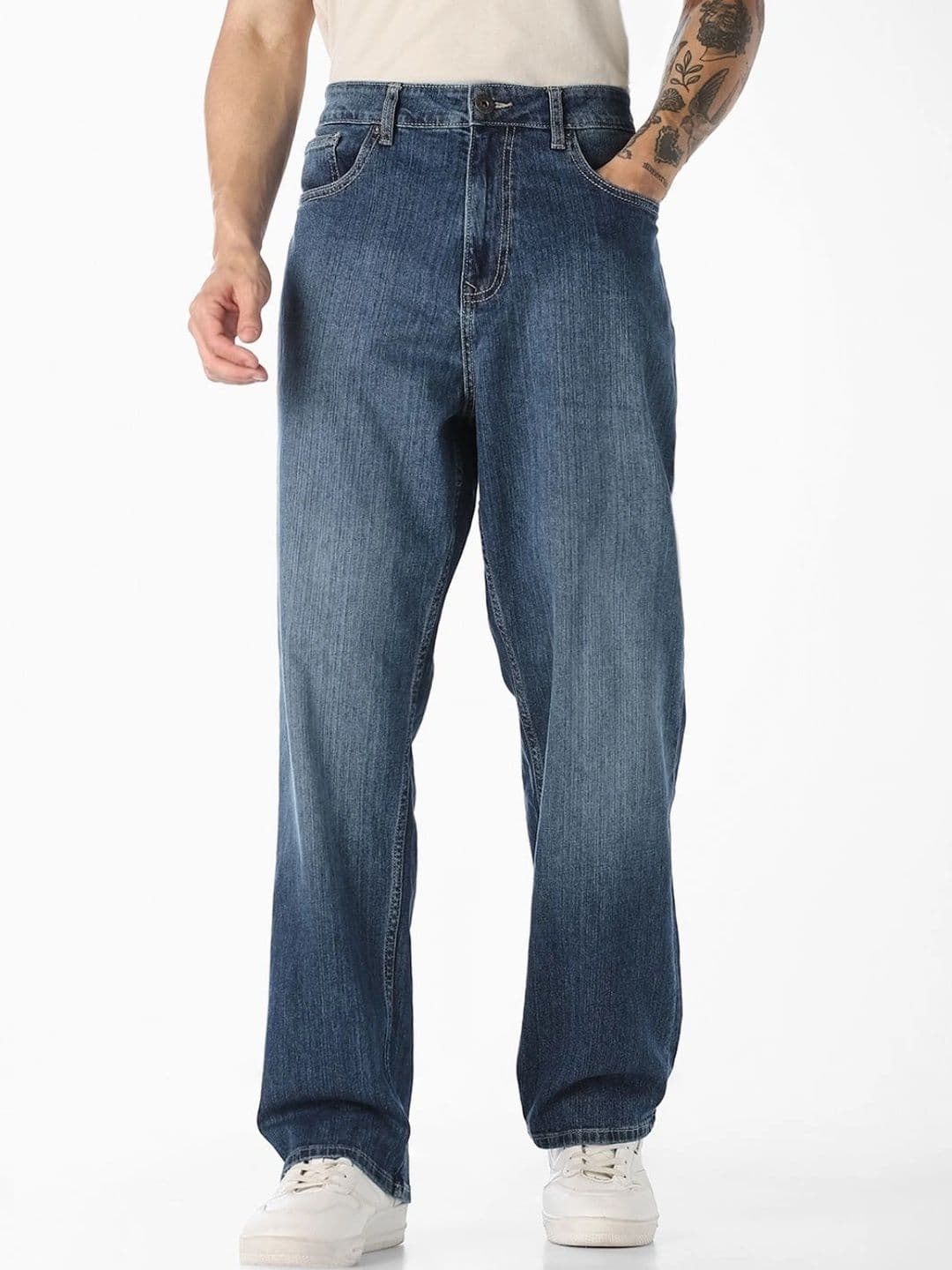 Jack & Jones Men Wide Leg Low-Rise Light Fade Stretchable Jeans - view 1