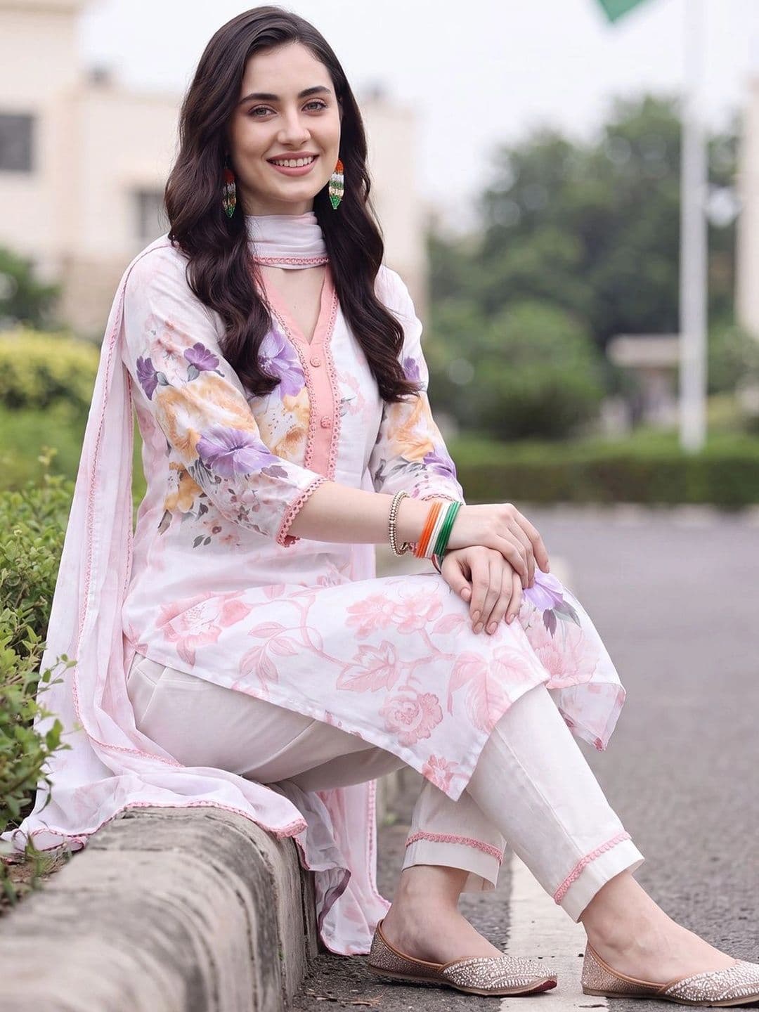 Indo Era Women Floral Printed Regular Linen Kurta with Trousers & With Dupatta - view 1