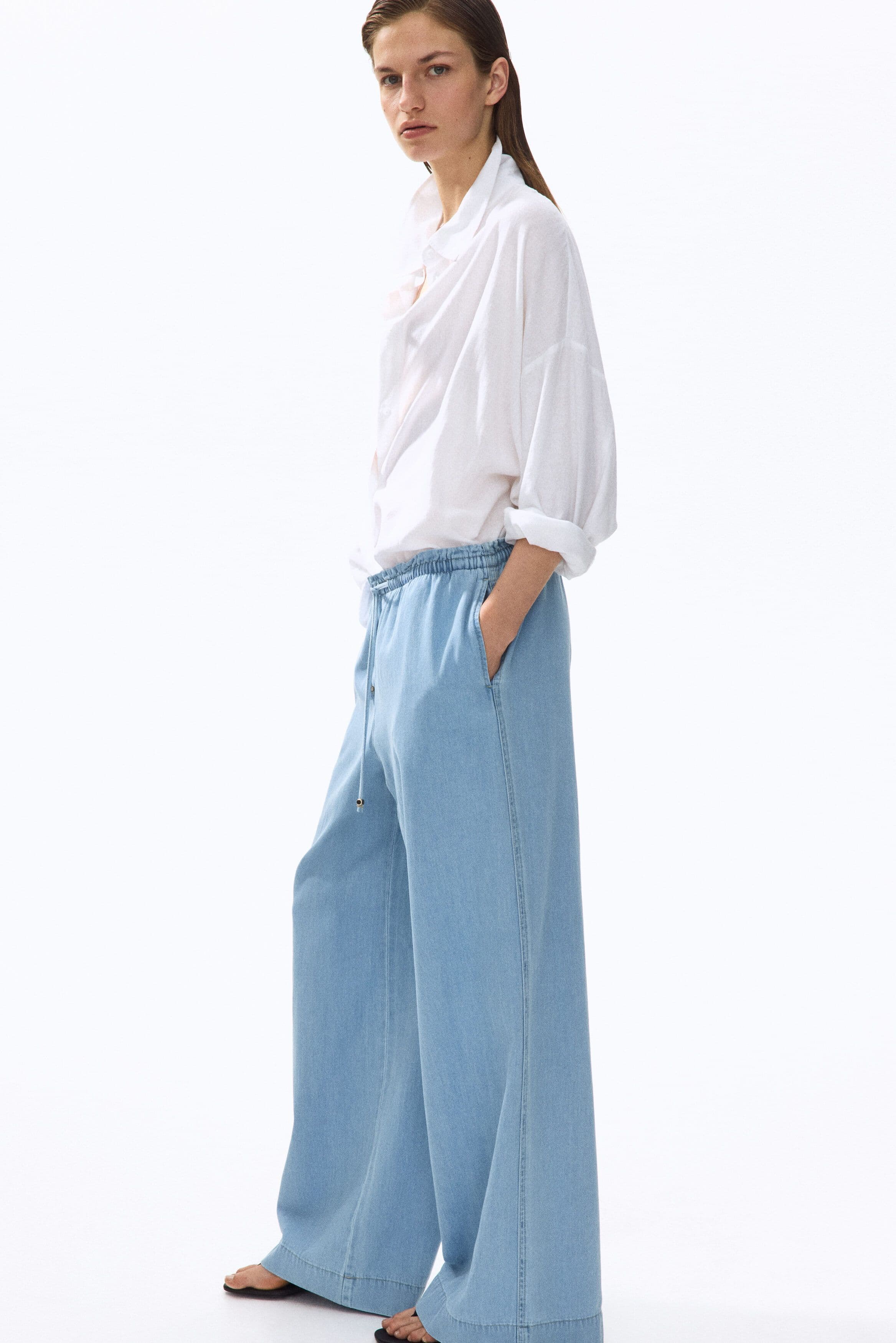 H&M Women Jeans - view 1