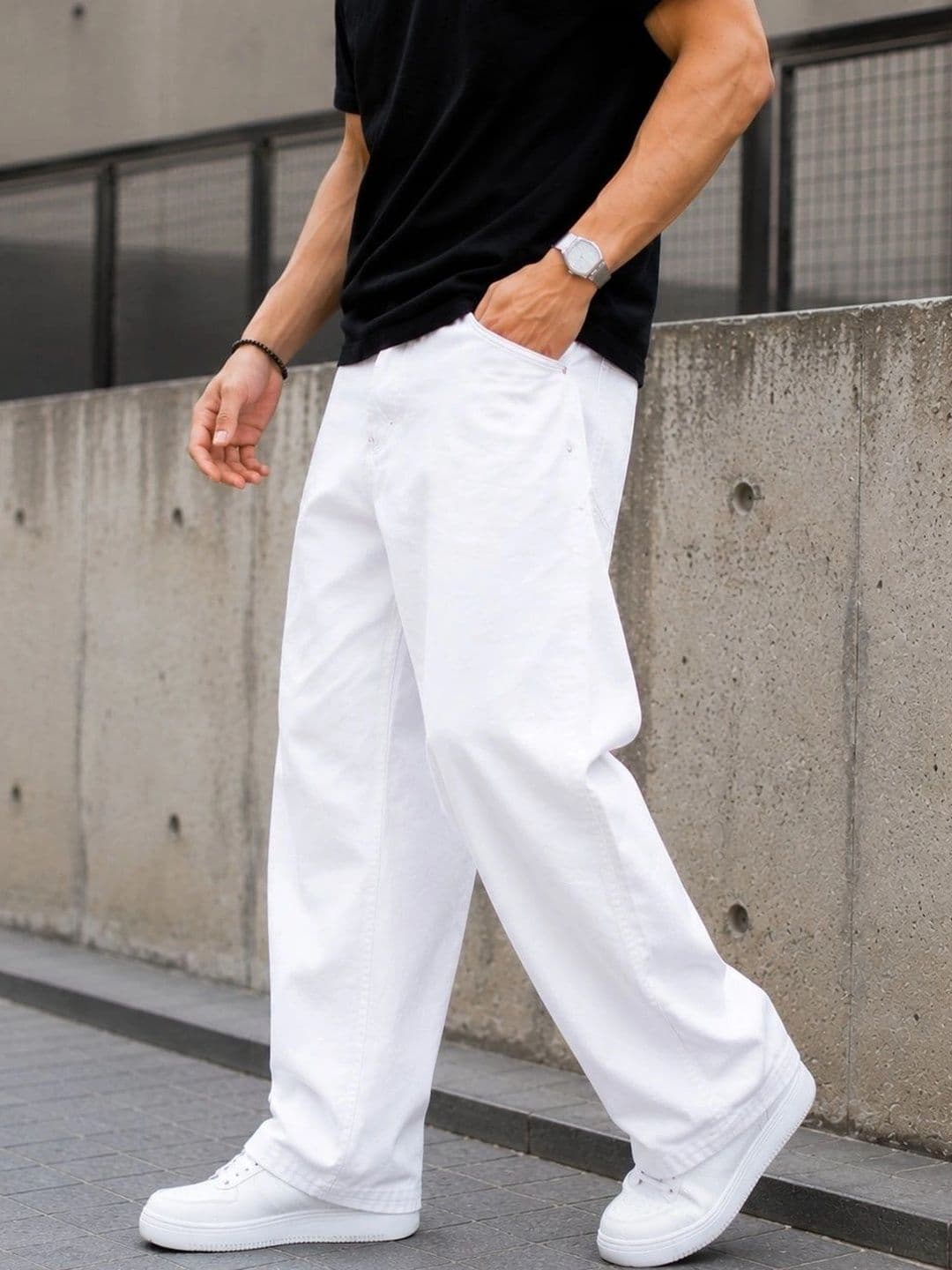 GARTEEN Men Wide Leg Mid-Rise Stretchable Jeans - view 1