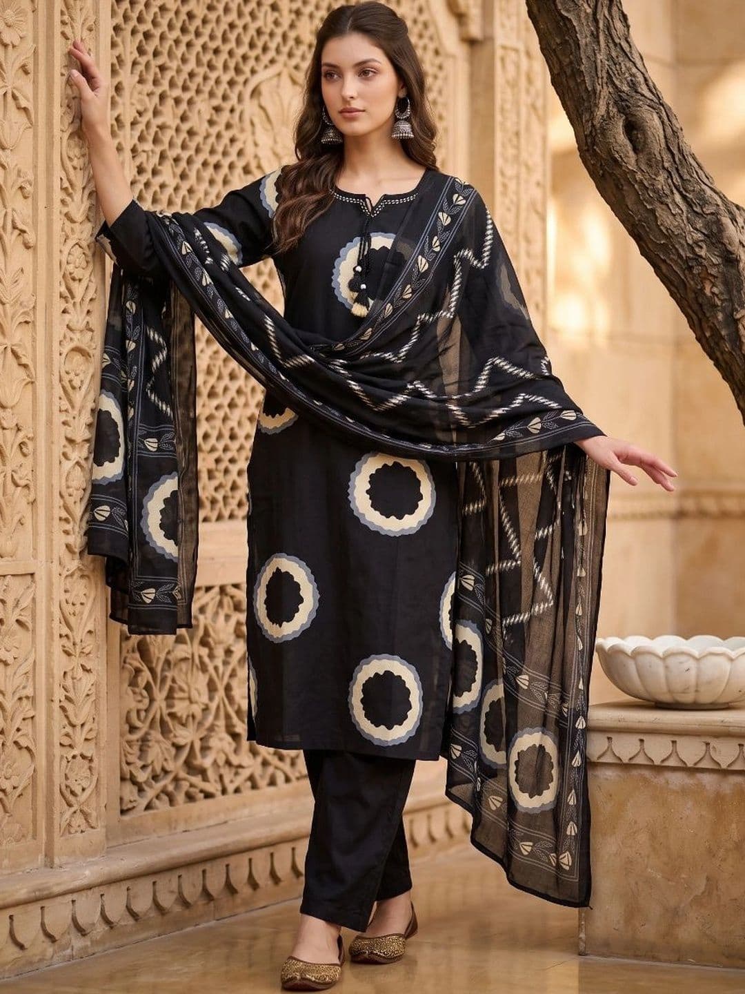 Sangria Women Ethnic Motifs Printed Regular Pure Cotton Kurta with Trousers & With Dupatta - view 1
