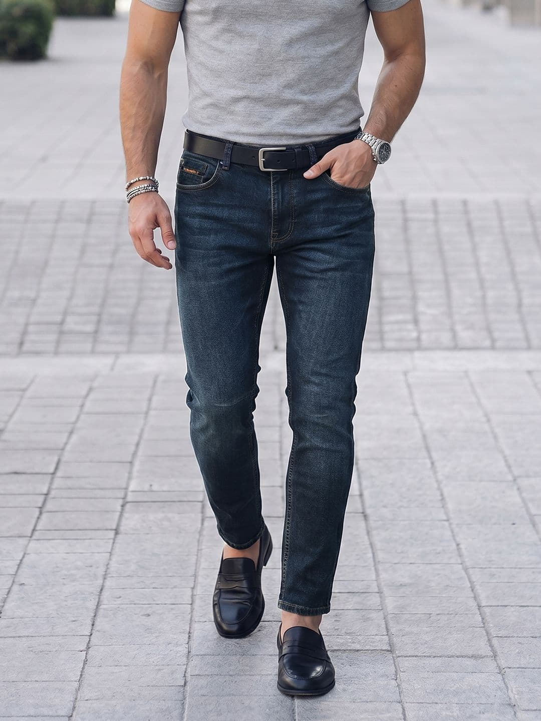 The Indian Garage Co Men Carrot Fit Low Distress Light Fade Jeans - view 1