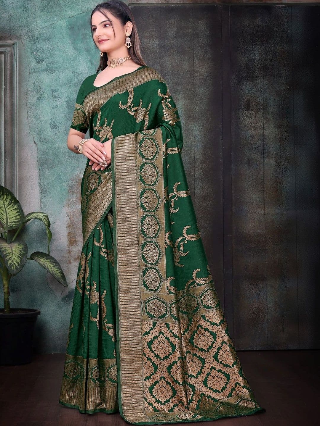 KANURIKAA Woven Design Zari Silk Blend Banarasi Saree - view 1