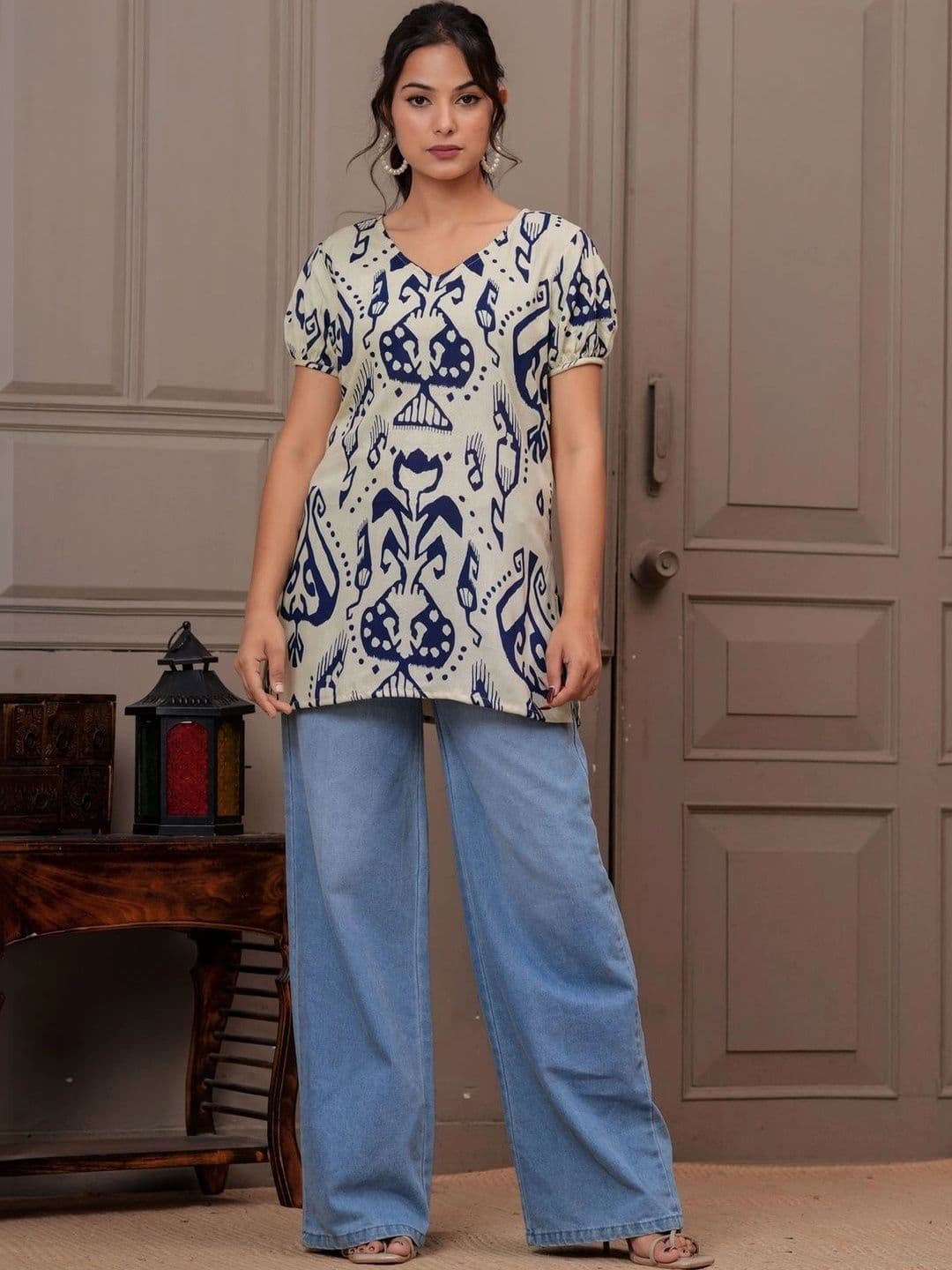 Charaniy Ethnic Motifs Printed V-Neck Kurti - view 1