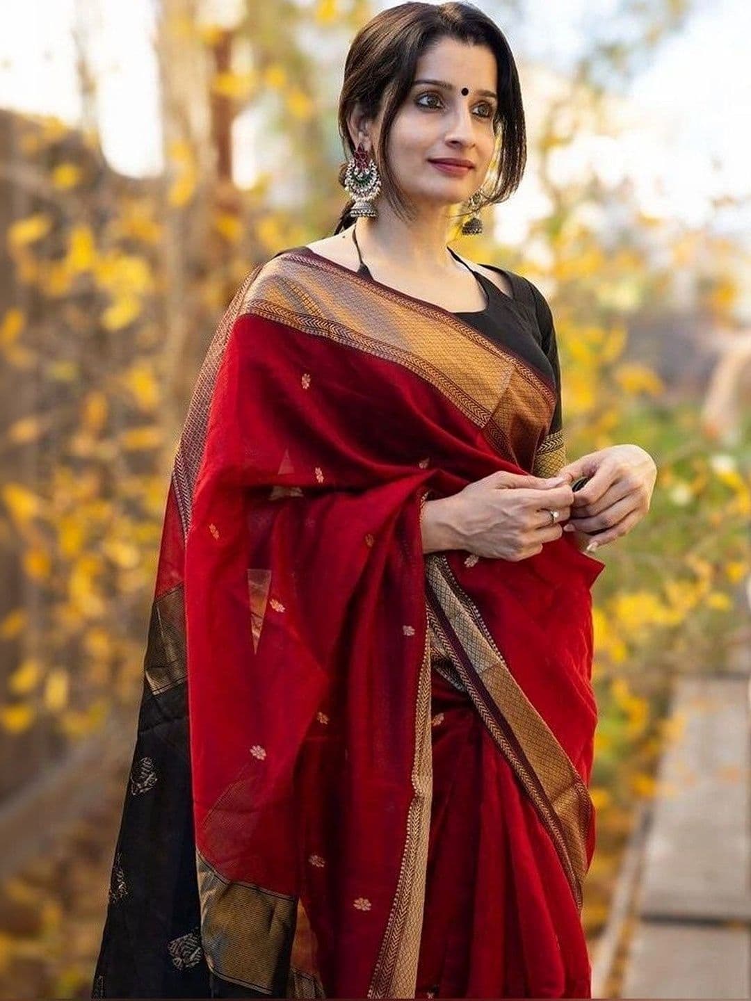 HOLLYBEE TELLS Woven Design Zari Silk Blend Designer Kota Saree - view 1