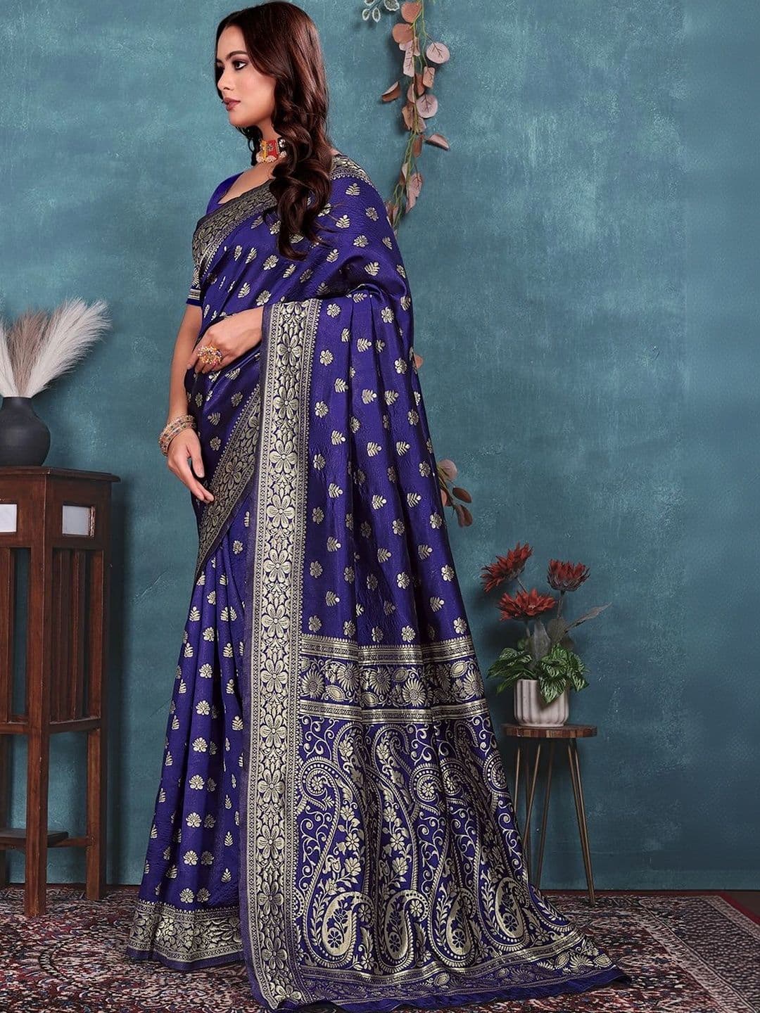 KANURIKAA Woven Design Zari Silk Blend Banarasi Saree - view 1