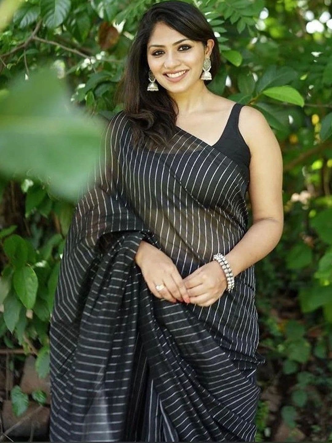 Glorisa Striped Zari Silk Blend Heavy Work Ikat Saree - view 1
