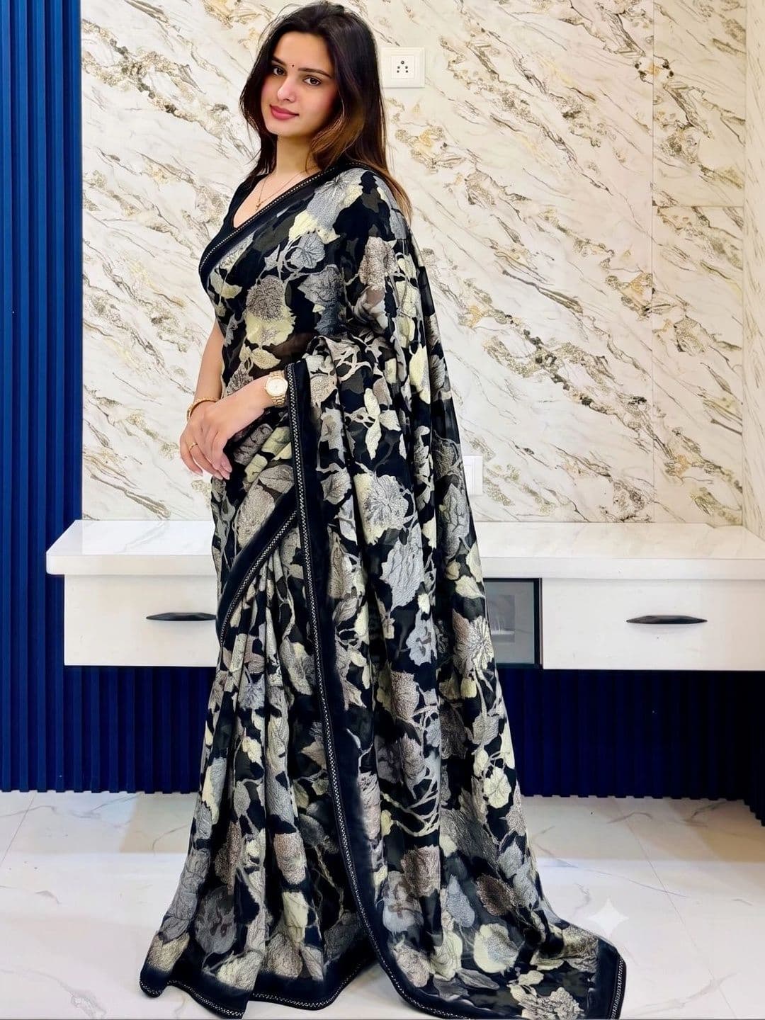 TELIRAJ FASHIONS Floral Sequinned Pure Georgette Saree - view 1