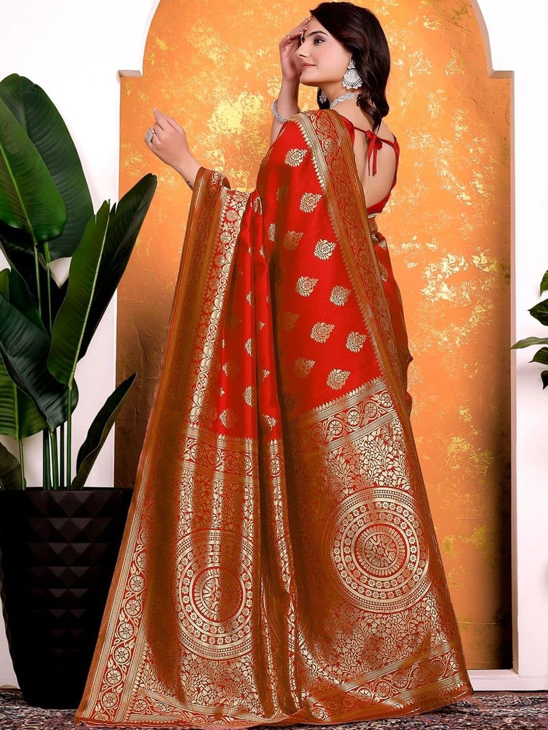 KANURIKAA Paisley Zari Silk Blend Banarasi Saree - view 1