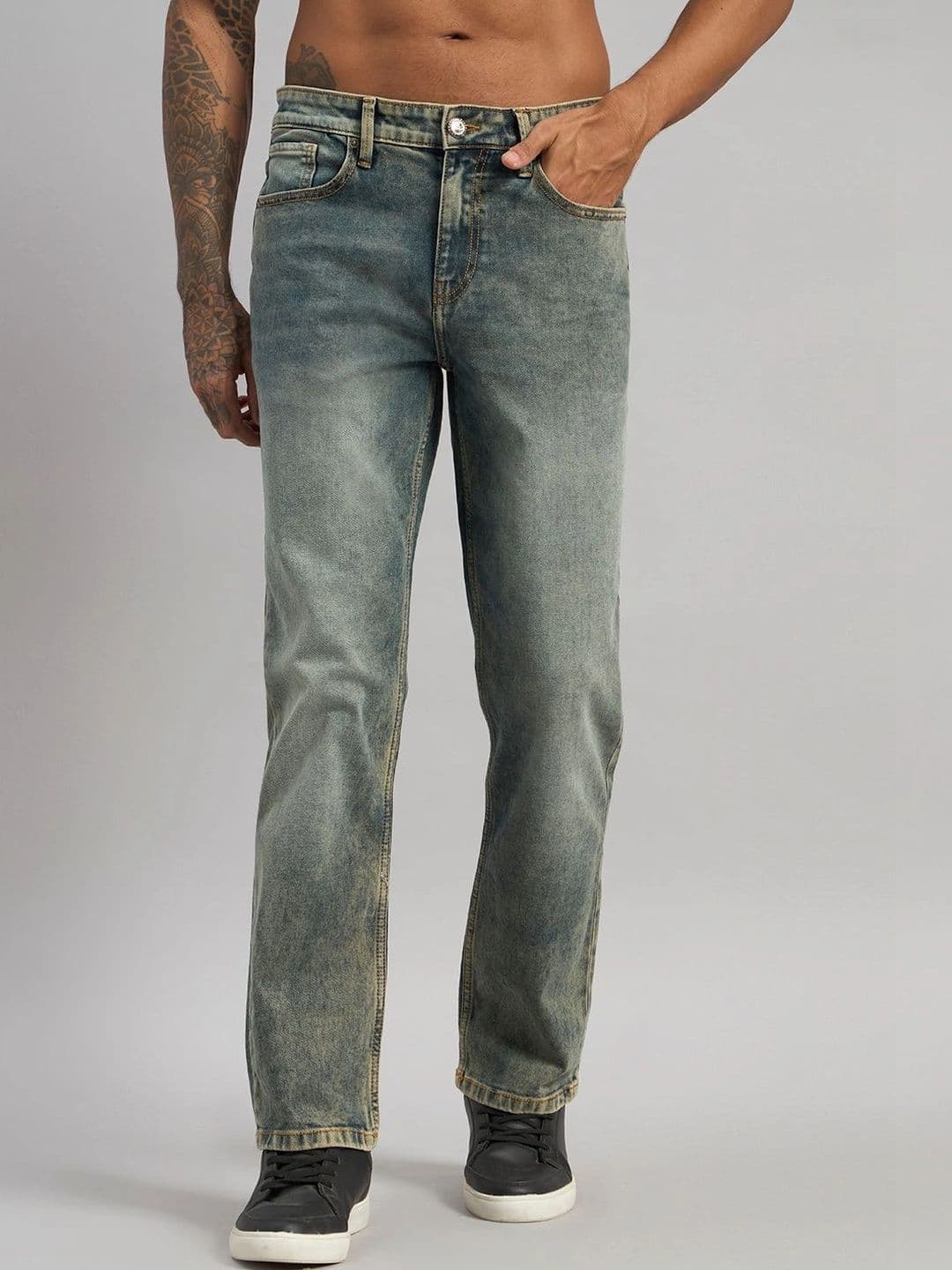 Sand Dunes Men Straight Motion Man Straight Fit Mid-Rise Light Fade Acid Wash Stretchable Jeans - view 1